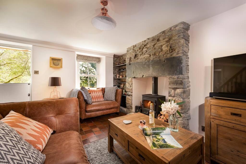 Charming Riverside Cottage In Snowdonia National Park Tanygrisiau Dış mekan fotoğraf