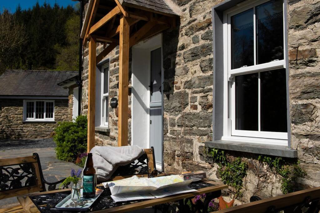 Charming Riverside Cottage In Snowdonia National Park Tanygrisiau Dış mekan fotoğraf